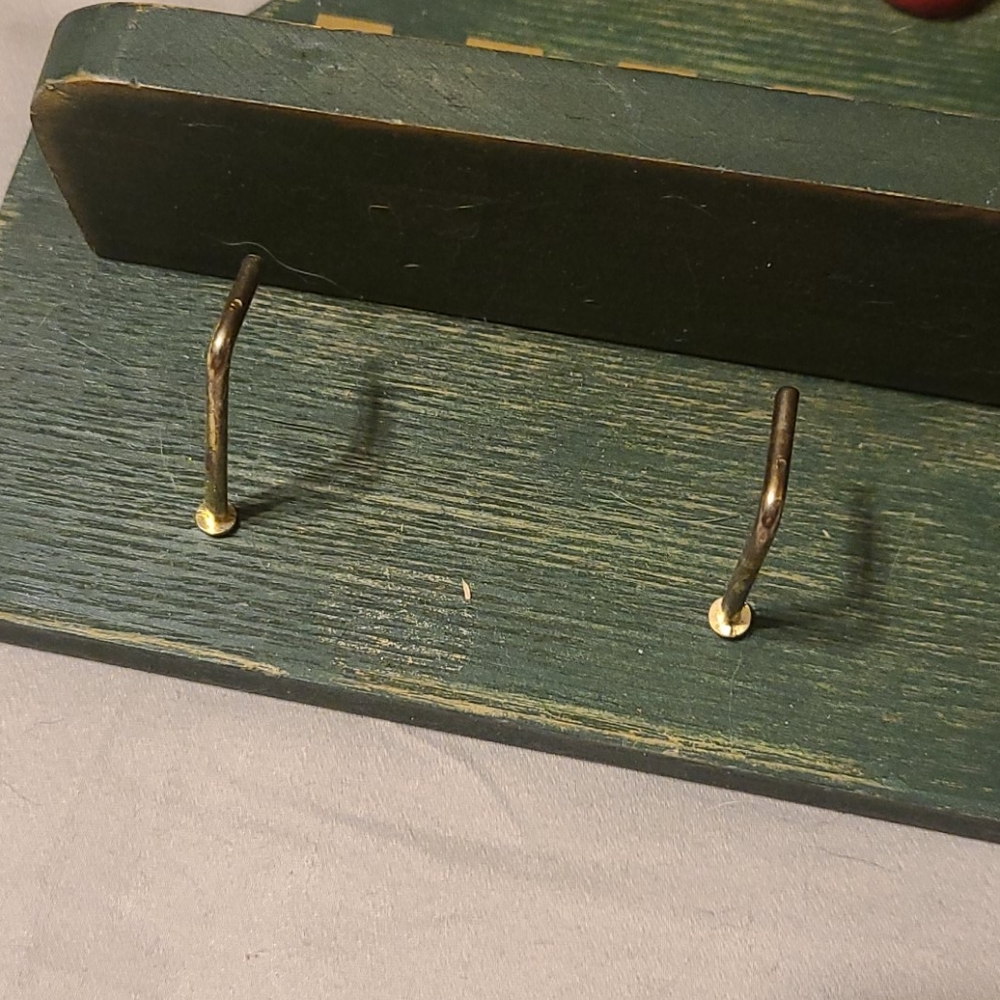 Apple wall hook shelf - Picture 4 of 6